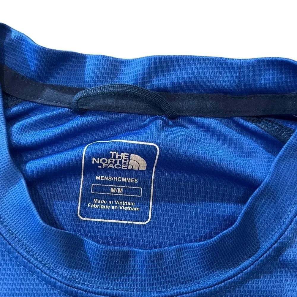 The‎ North Face Men's Blue Short Sleeve Athletic T-Shirt Size Medium
